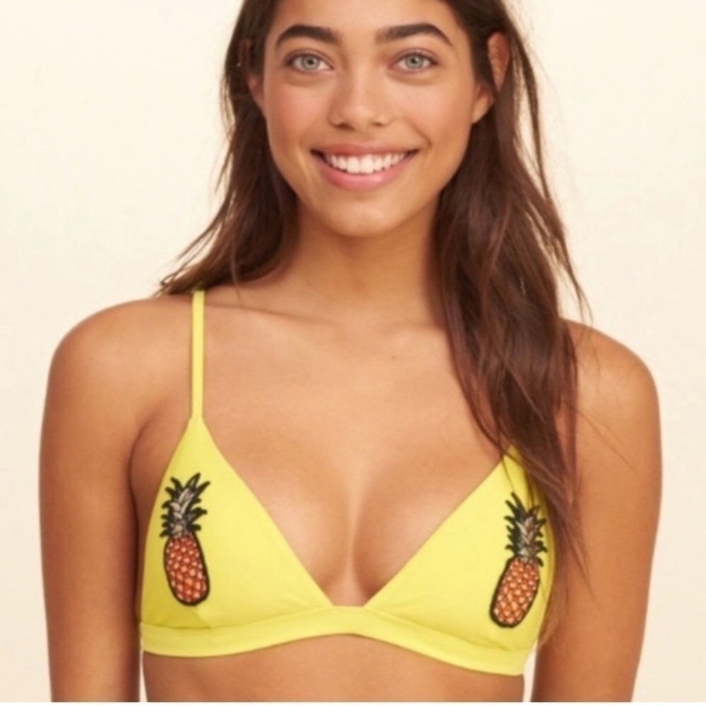 Hollister swim top women’s pineapple